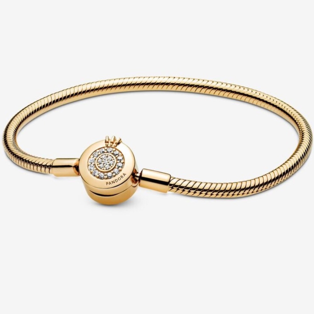 Pandora Moments Sparkling Crown O Snake Chain Bracelet AUTH.